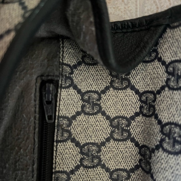 Vintage Gucci Messenger Bag - Picture 14 of 14